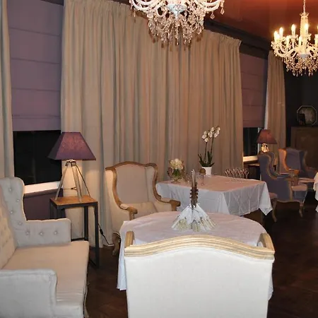 Chambres D'hotes La Cour Des Grands Отель типа 