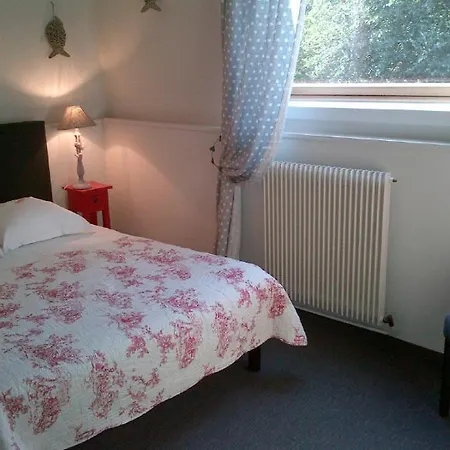 Chambres D'hotes La Cour Des Grands *
